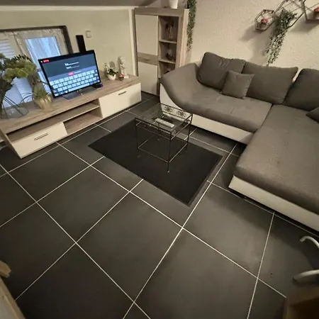 Benk 24h Nr 2 Perfekt Fuer Bis Zu 4 Personen Daire Hofheim am Taunus